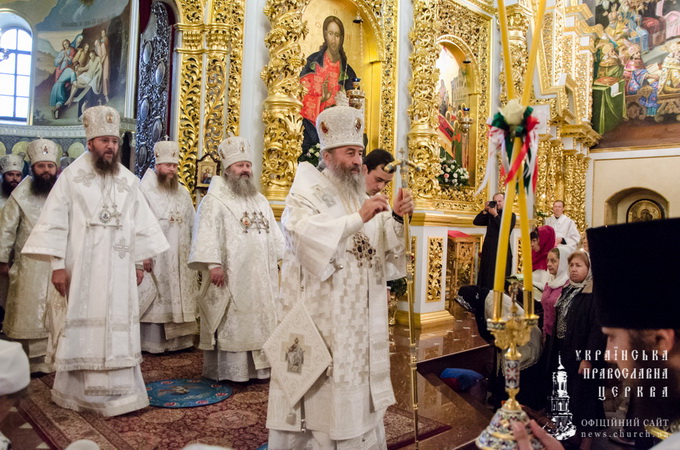 В канун праздника Преображения Предстоятель УПЦ возглавил всенощное бдение в Киево-Печерской Лавре