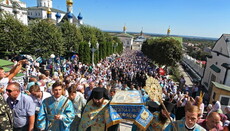 В Почаевской Лавре праздник Успения Божией Матери собрал десятки тысяч верующих  (ФОТО)