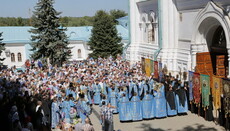 В престольный праздник в Святогорской Лавре молились более 2 тысяч верующих (ФОТО)