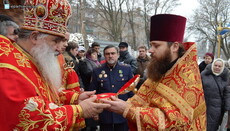 В Николаевской епархии УПЦ просят молитв и помощи священнику, пострадавшему от взрыва