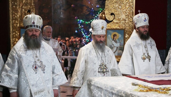 У Києво-Печерській Лаврі в день Святого Богоявлення відбувся Хресний хід і Велике освячення води