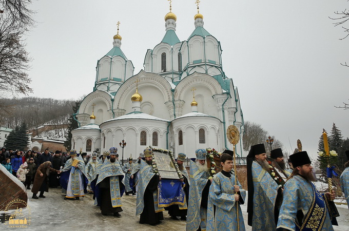 В Святогорской Лавре заложен новый храм (ФОТО)