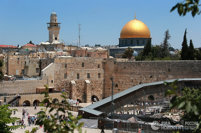 Russian Ecclesiastical Mission in Jerusalem helps 1.5 thousand Ukrainian pilgrims see the Holy Sepulchre