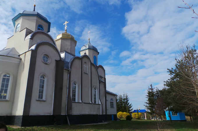 В селе Кинаховцы горстка филаретовцев терроризирует старосту общины УПЦ