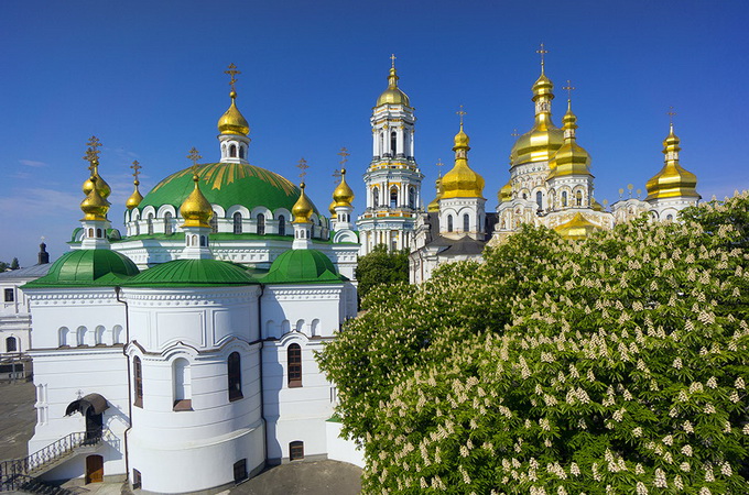 В Киевской Лавре пройдет выставка-ярмарка «Троицкая»