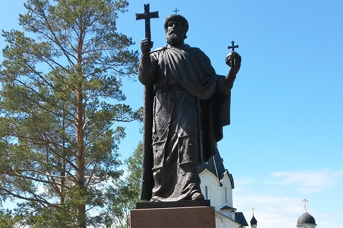 В Валаамском монастыре установлен памятник князю Владимиру