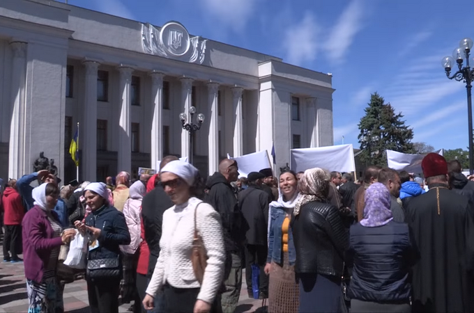 Законопроект № 5309: по Церкві замахнулися, але ще не вдарили