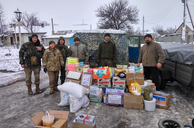 Клірик Вінницької єпархії доставив 4,5 т гуманітарки в зону бойових дій