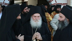 The Holy Mountain grieves over the split in the Ukrainian Church, – Abbot of Vatoped