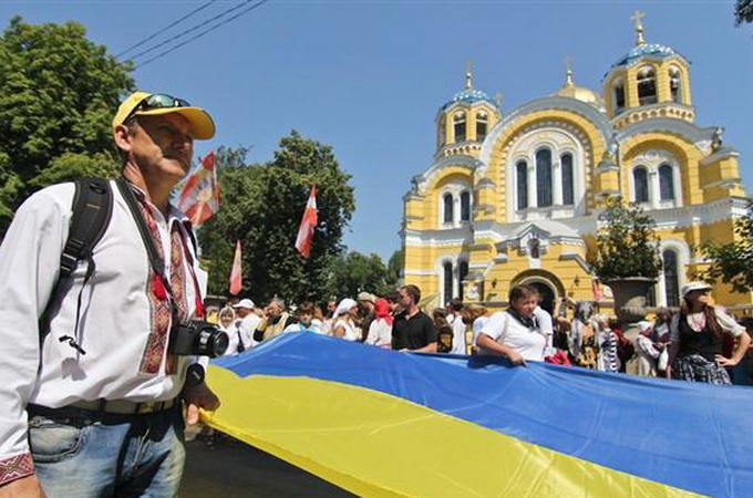 Автокефальний свербіж, або До чого тут духовність