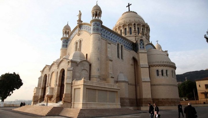 Християни Алжиру побоюються початку масових гонінь