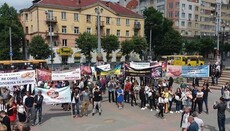 Івано-Франківці організували марш проти абортів та за сімейні цінності