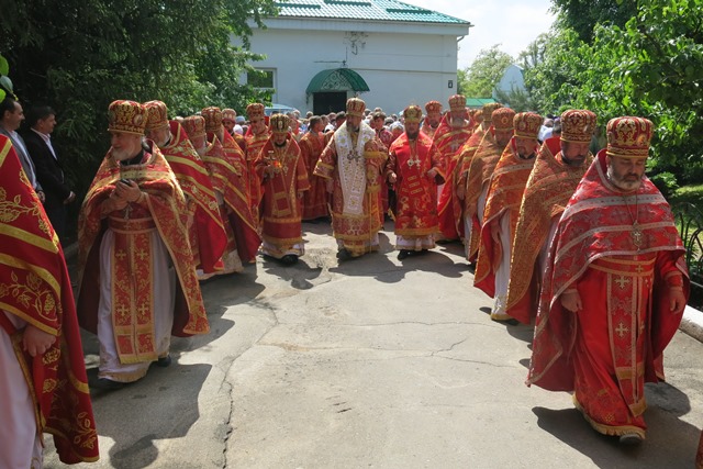 Відсвяткувати 25-річчя Мгарського монастиря приїхали архієреї з усієї єпархії