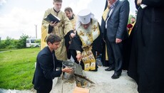 У Кілії в лікарні заклали капсулу під будівництво храму-каплиці УПЦ