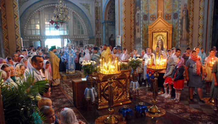 Праздничное богослужение в Свято-Покровском храме