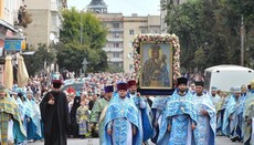 В Житомире многотысячным крестным ходом почтили Подольскую икону Богоматери