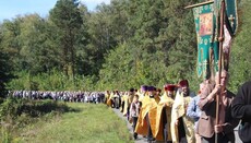 В Ніжинській єпархії пройшов хресний хід в честь свт Іоасафа Бєлгородського