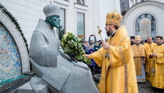 Глава ПЦУ Епіфаній «служив літургію» в панагіях Митр. Володимира (Сабодана)