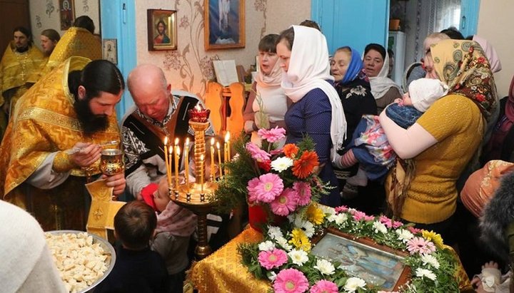 Престольный праздник верующие УПЦ отмечали в частном доме.