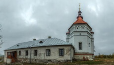 У Тернопільській обл. суд заарештував землю, яка належить монастирю УПЦ