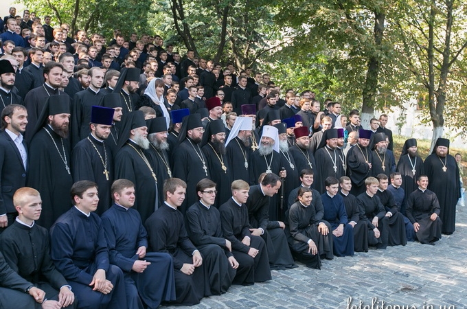 Три отличия духовных школ от светских – фоторепортаж из трех учебных заведений УПЦ