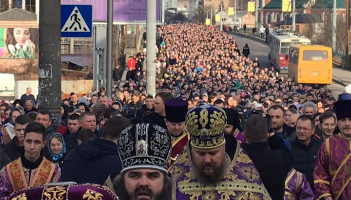 Крестный ход в Ровно