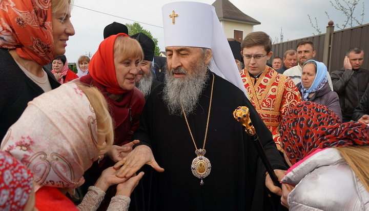 Великодній візит Блаженнішого Митрополита Онуфрія в західні єпархії Української Православної Церкви