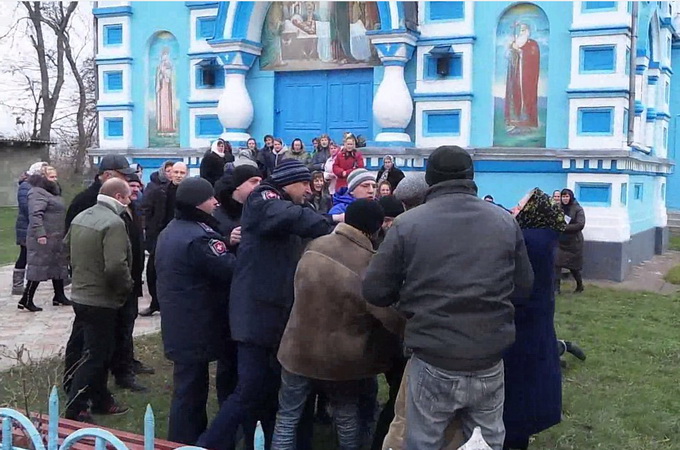 Київський Патріархат збільшив агресію у селі Птича