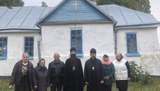 Отнятый активистами ПЦУ храм в Махновке разрушается, в нем устроили склад