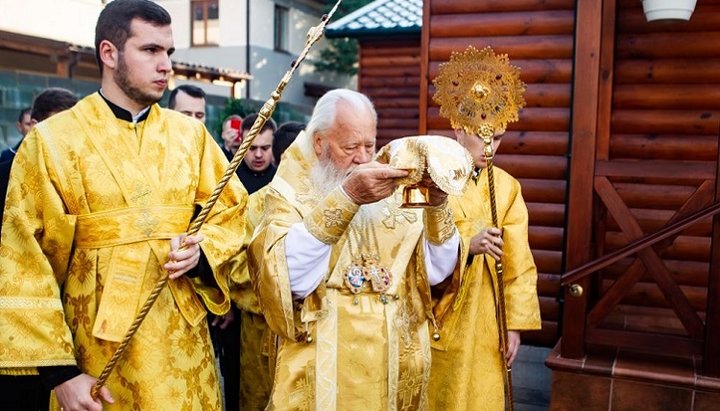 Чин великого освячення храму очолив митрополит Одеський і Ізмаїльський Агафангел. Фото: Православна Одеса