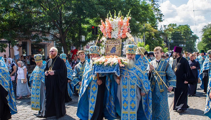 Хресна хода з Касперівською іконою Пресвятої Богородиці. Фото: eparhiya.od.ua