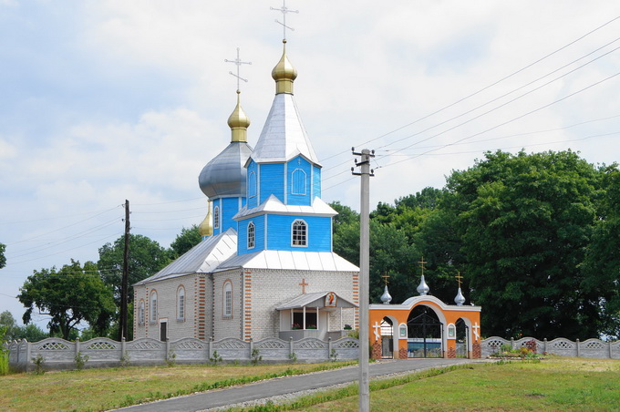 КП попытался захватить храм в селе Залухов Волынской области