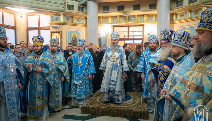 Блаженніший Онуфрій очолив літургію. Фото: news.church.ua