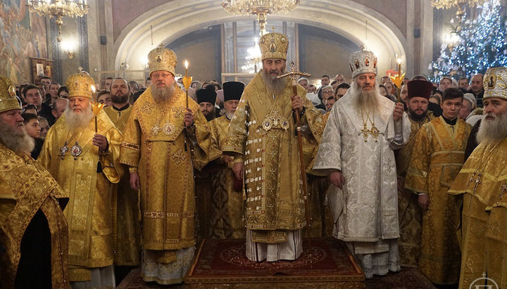 Блаженніший Митрополит Онуфрій очолив бдіння у Чернівцях. Фото: news.church.ua