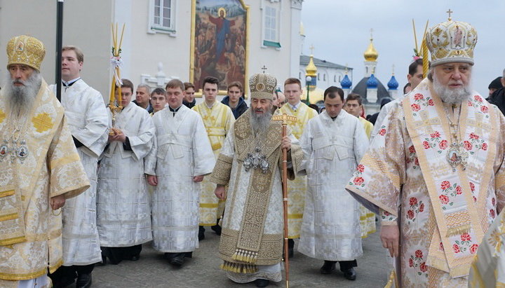 Блаженніший Митрополит Онуфрій очолив Божественну літургію в Почаївській лаврі. Фото church.ua