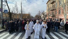 Херсонська єпархія: пройшов 10-й хресний хід до місця освячення вод Дніпра