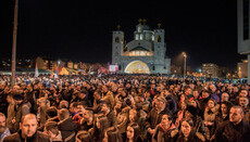 На підтримку хрестохідцям Подгориці привезли хрест св. Василія Острозького