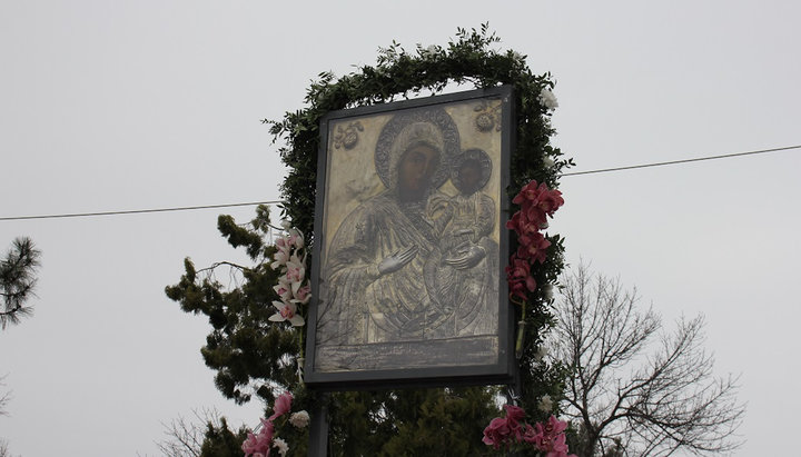 Ікона Божої Матері, відома як «Мадонна Дуду». Фото: basilica.ro