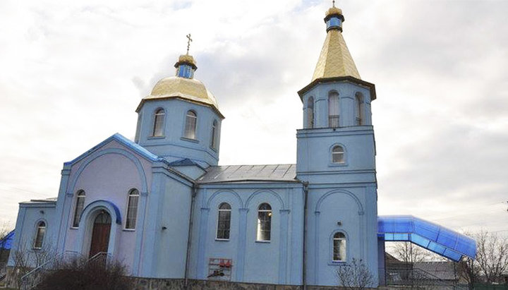 Свято-Успенський храм в селі Погреби. Фото: сторінка Центру інформації УПЦ в Facebook