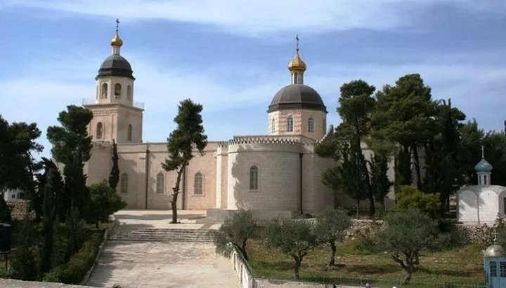 Подвір'я в честь Святих Праотців в Хевроні. Фото: сайт Руської духовної місії в Єрусалимі