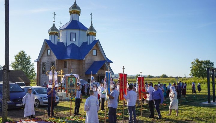 Если есть община и вера, за полтора года можно соорудить новый храм