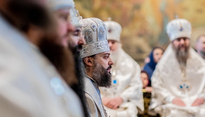 Єпископи УПЦ за богослужінням. Фото: news.church.ua