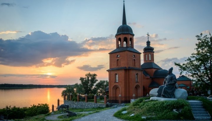 Спасо-Преображенський храм у Келеберді. Фото: wikiredia.ru