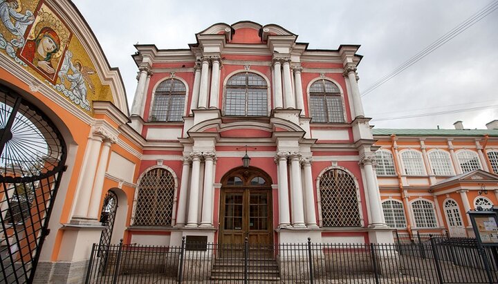 Благовіщенський храм Олександро-Невської лаври. Фото: lavra.spb.ru