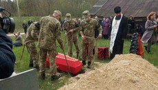 У єпархіях УПЦ взяли участь у перепохованні загиблих у ВВВ