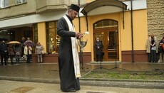 Клірик УГКЦ освятив у Івано-Франківську пам'ятний знак воїну СС «Галичина»