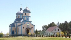 Влада хоче вирішити долю захопленого храму в Заболотті на зборах села