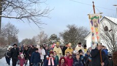 На Полесье состоялось детское шествие за мир в Украине