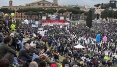 Сотни тысяч итальянцев протестовали против однополых браков