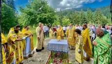 На Закарпатті освятили храм і капличку УПЦ